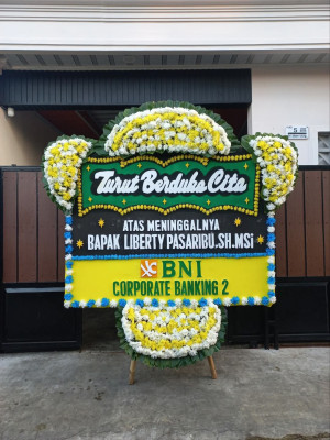 Papan Bunga Duka di Laksamana